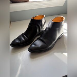 EVERLANE Black Leather Ankle Bootie